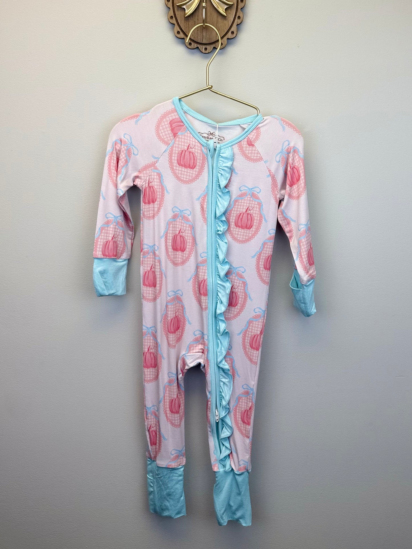 RTS Girlie Girl Pumpkins Ruffle Zippy